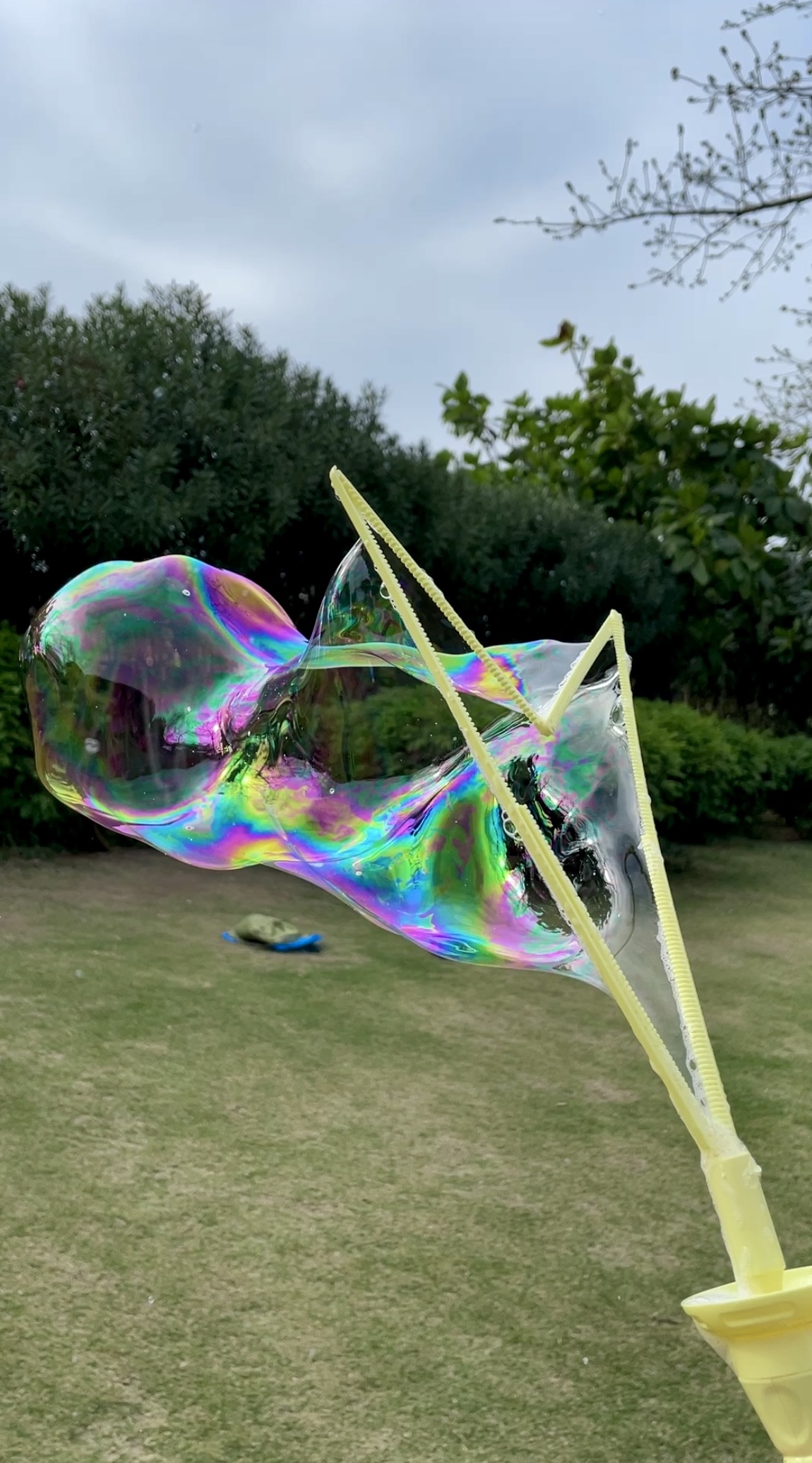 33. Floating Rainbow Flexible Bubble